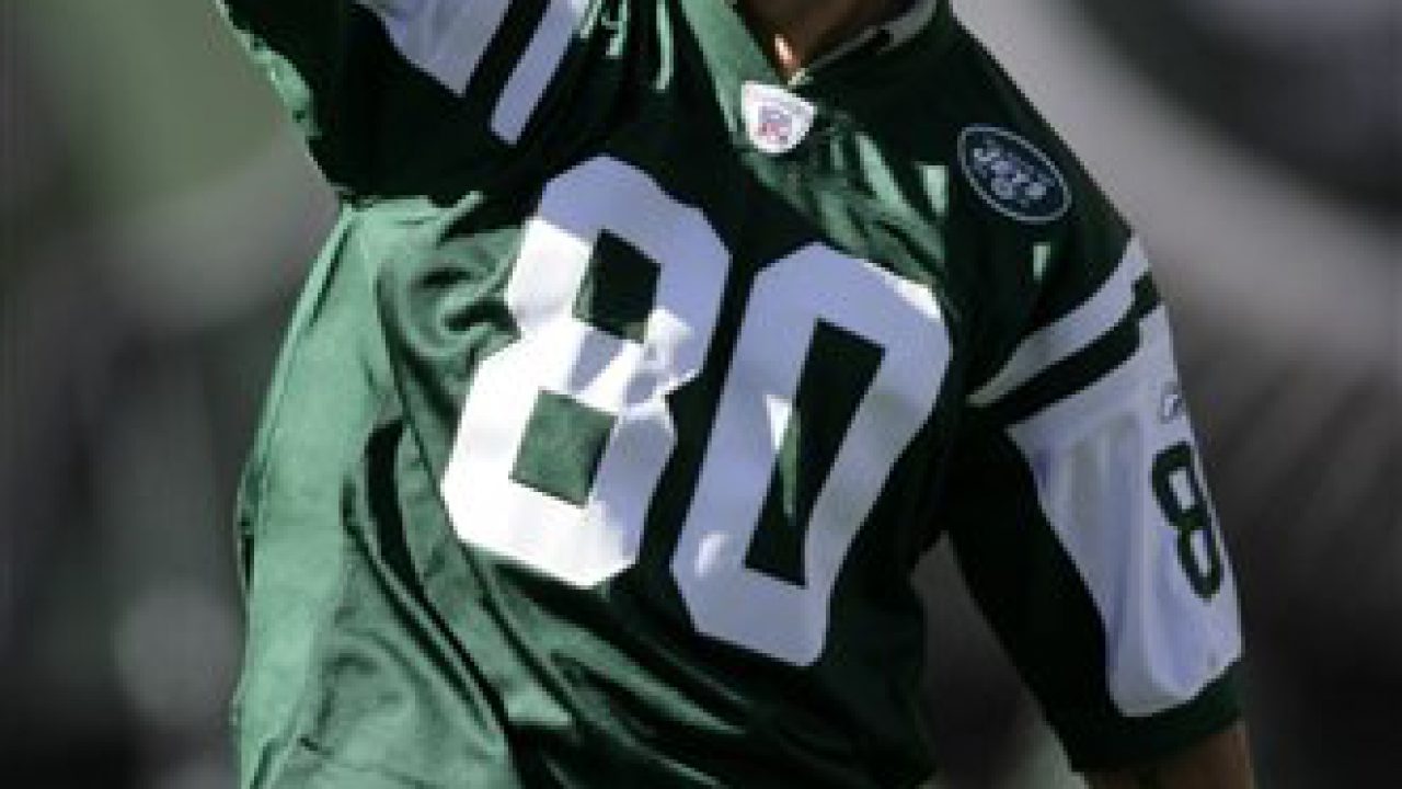 12 September 2004: New York Jets WR Wayne Chrebet, during the Jets 31-24  victory over the Cincinnati Bengals at Giants Stadium in East Rutherford,  New Jersey. (Icon Sportswire via AP Images Stock Photo - Alamy