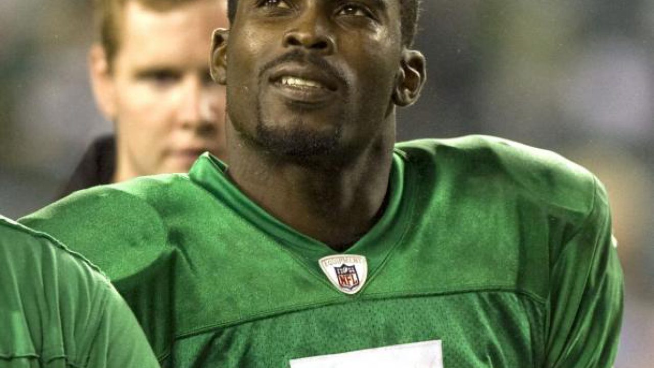 Michael Vick is content being the New York Jets' backup