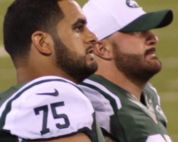 Jets Waive Oday Aboushi