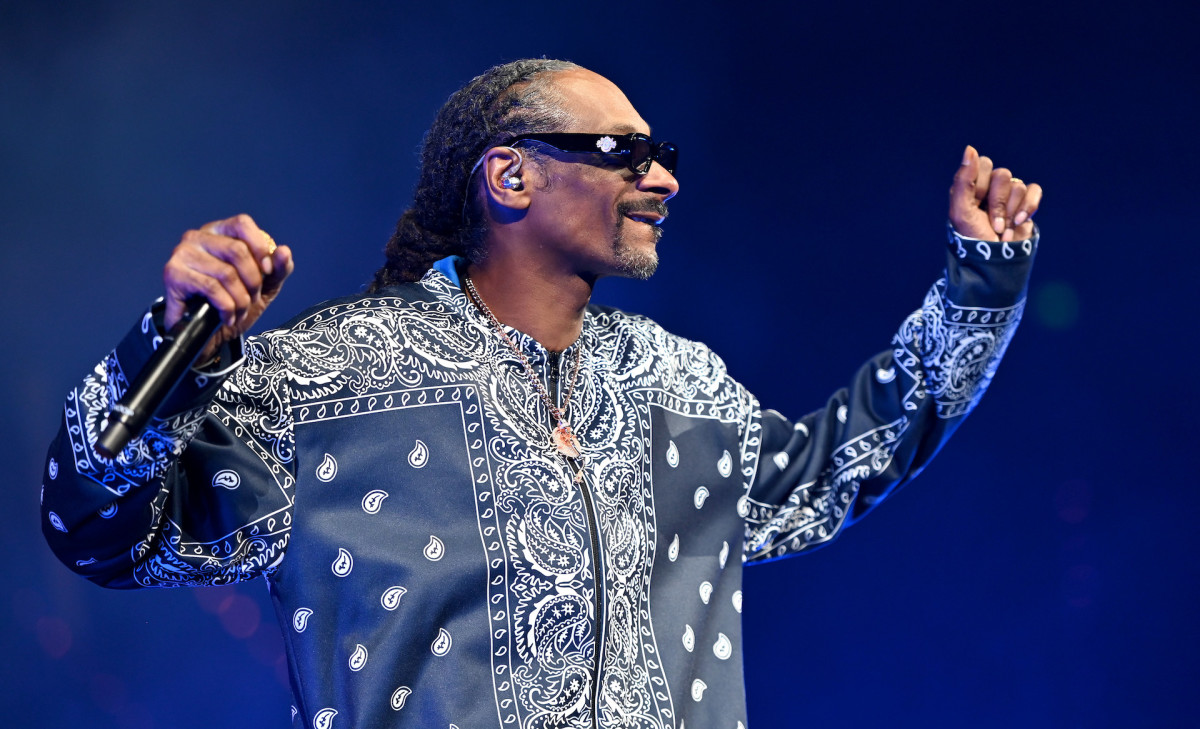 Deaf rapper performs alongside Kendrick Lamar in Super Bowl show