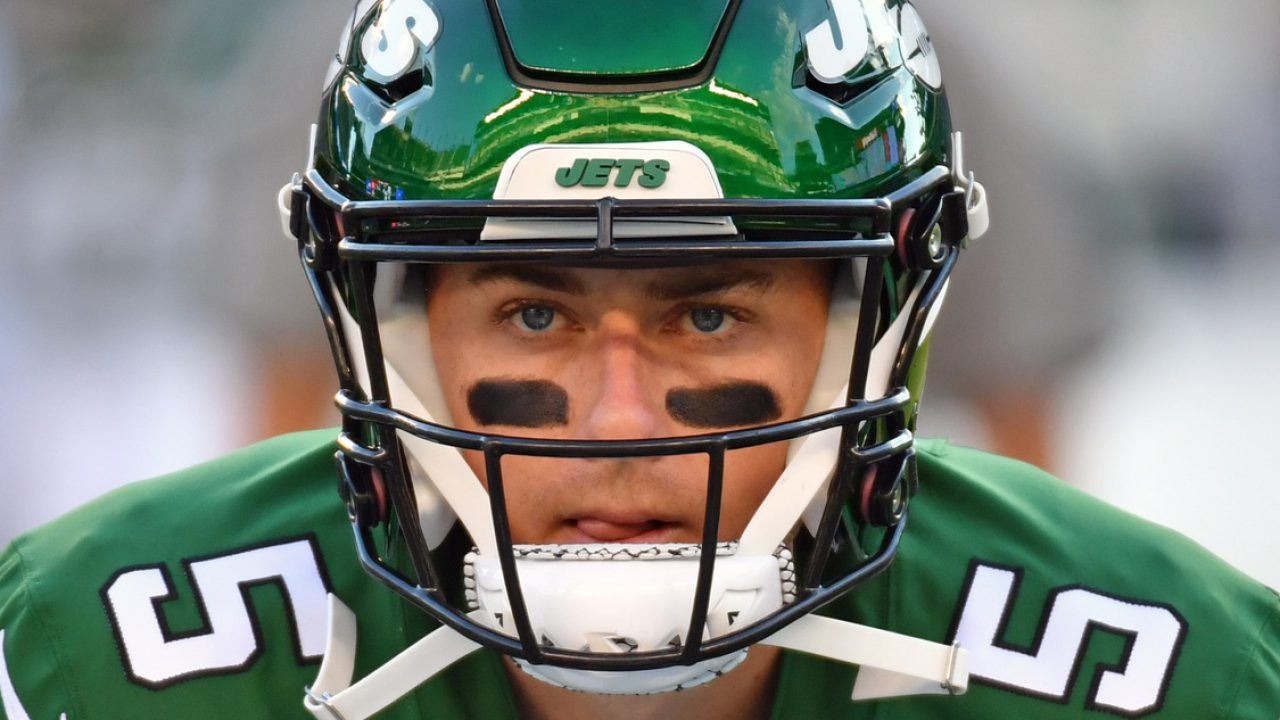 Mike White balled out in the rain!, New York Jets, rain, Mike White with  a huge day for the New York Jets: 22/28 315 pass yards 3 TDs WIN!, By NFL