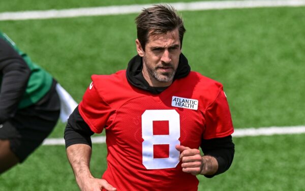 Aaron Rodgers Ready to Lead Jets With Camp Looming; Full 90-Man Roster ...