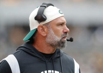 What to Expect in Jeff Ulbrich’s Head Coaching Debut