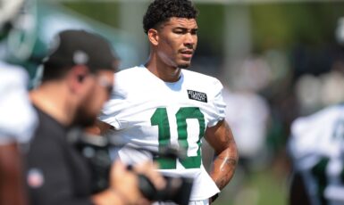 Lazard to IR as Jets Make  Roster Moves Ahead of Kickoff