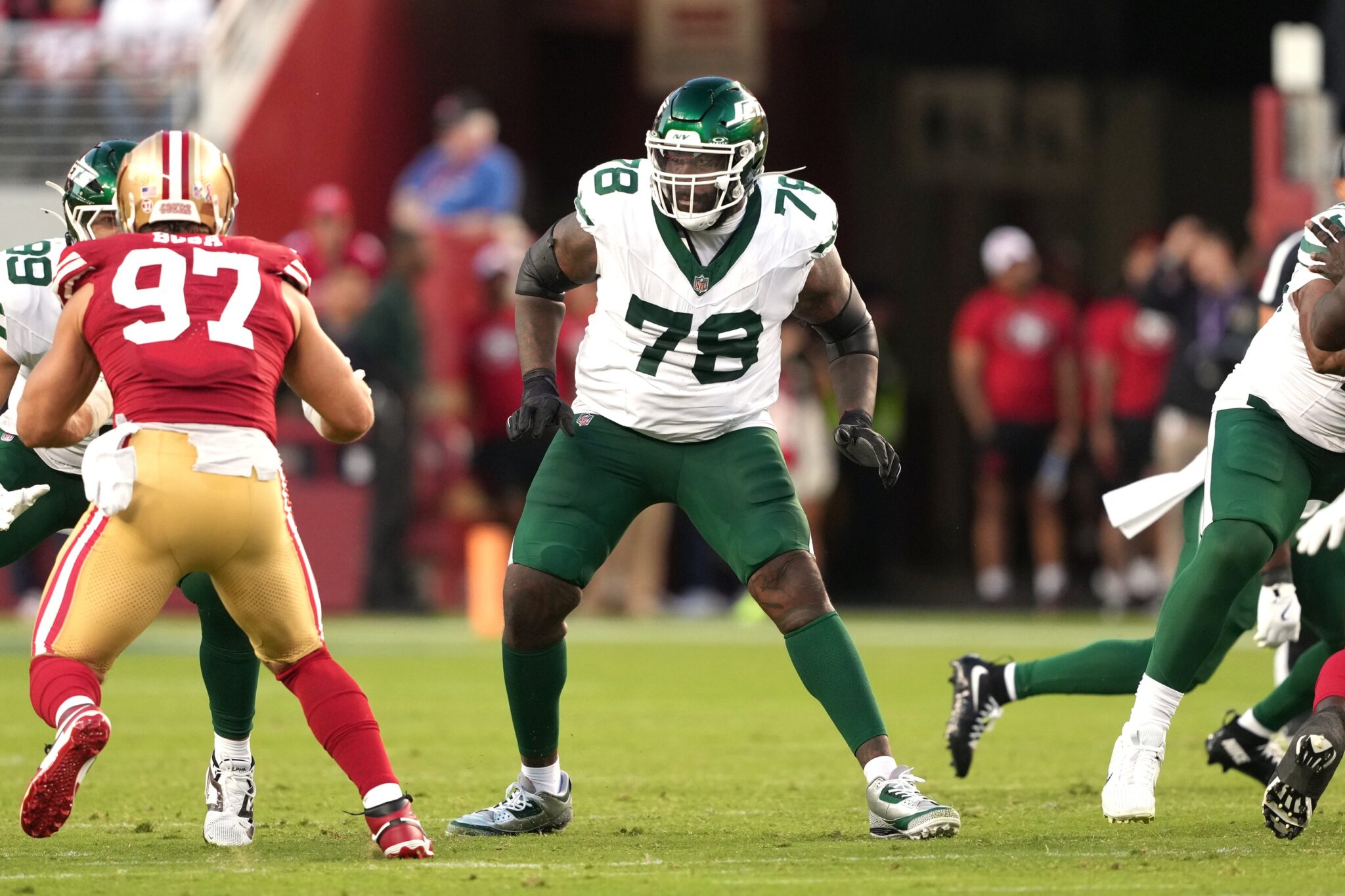 Morgan Moses to Miss “A Couple of Weeks” With Knee Injury - NY Jets ...