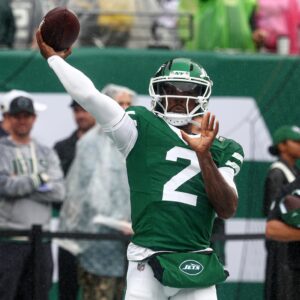 Why the Jets Should Go With Tyrod Taylor as Their Starting Quarterback in 2025