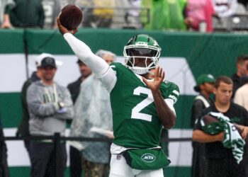 Why the Jets Should Go With Tyrod Taylor as Their Starting Quarterback in 2025